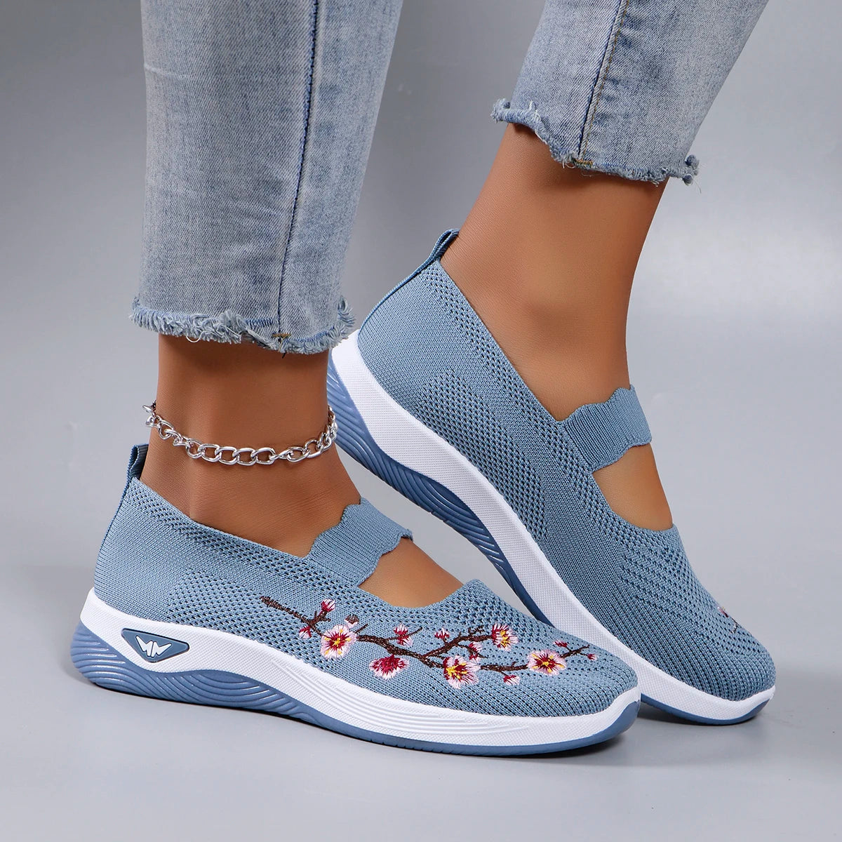 🛒👟🌸  Tênis Feminino Respirável de Verão – Leveza, Conforto e Estilo para Seus Passos! 👟✨