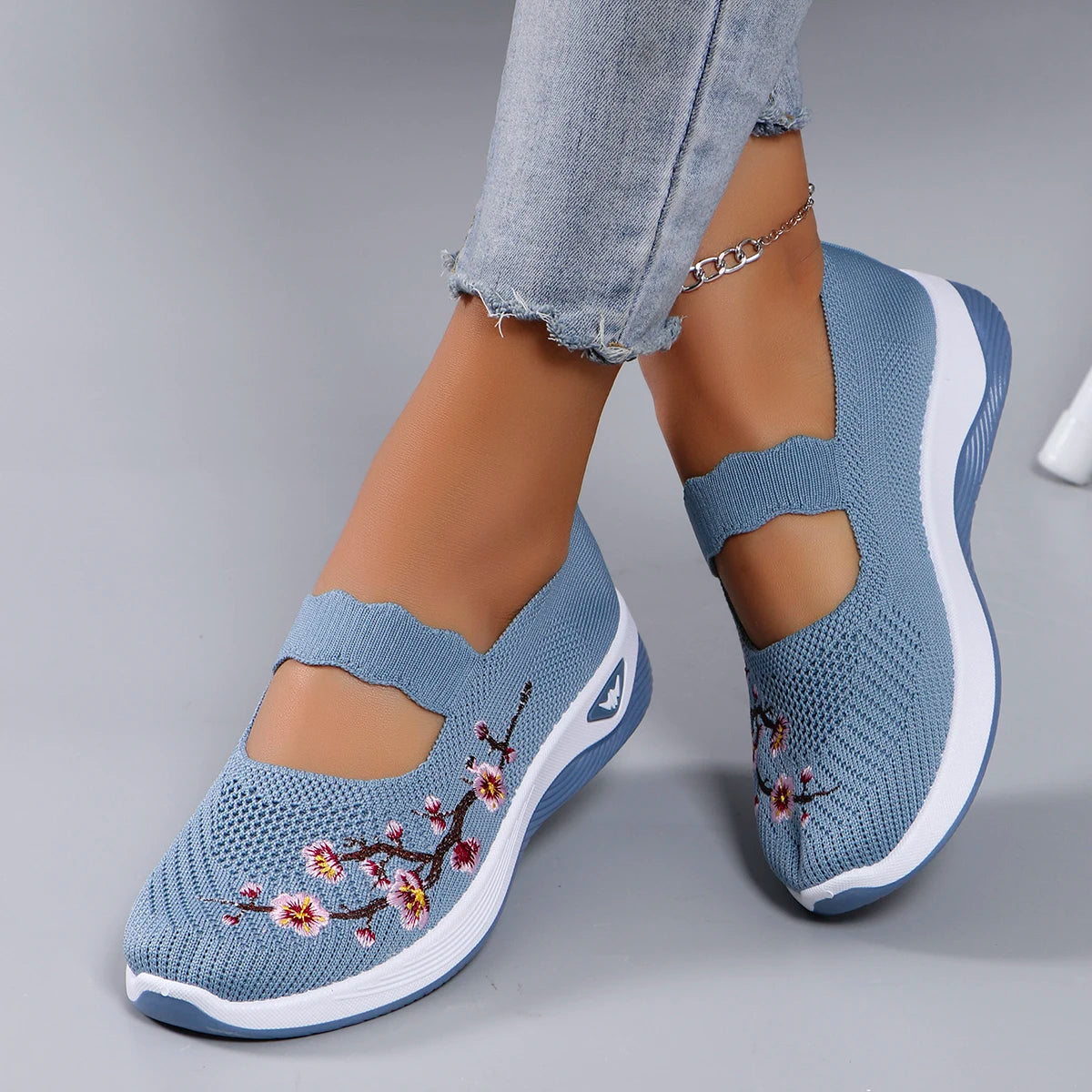 🛒👟🌸  Tênis Feminino Respirável de Verão – Leveza, Conforto e Estilo para Seus Passos! 👟✨