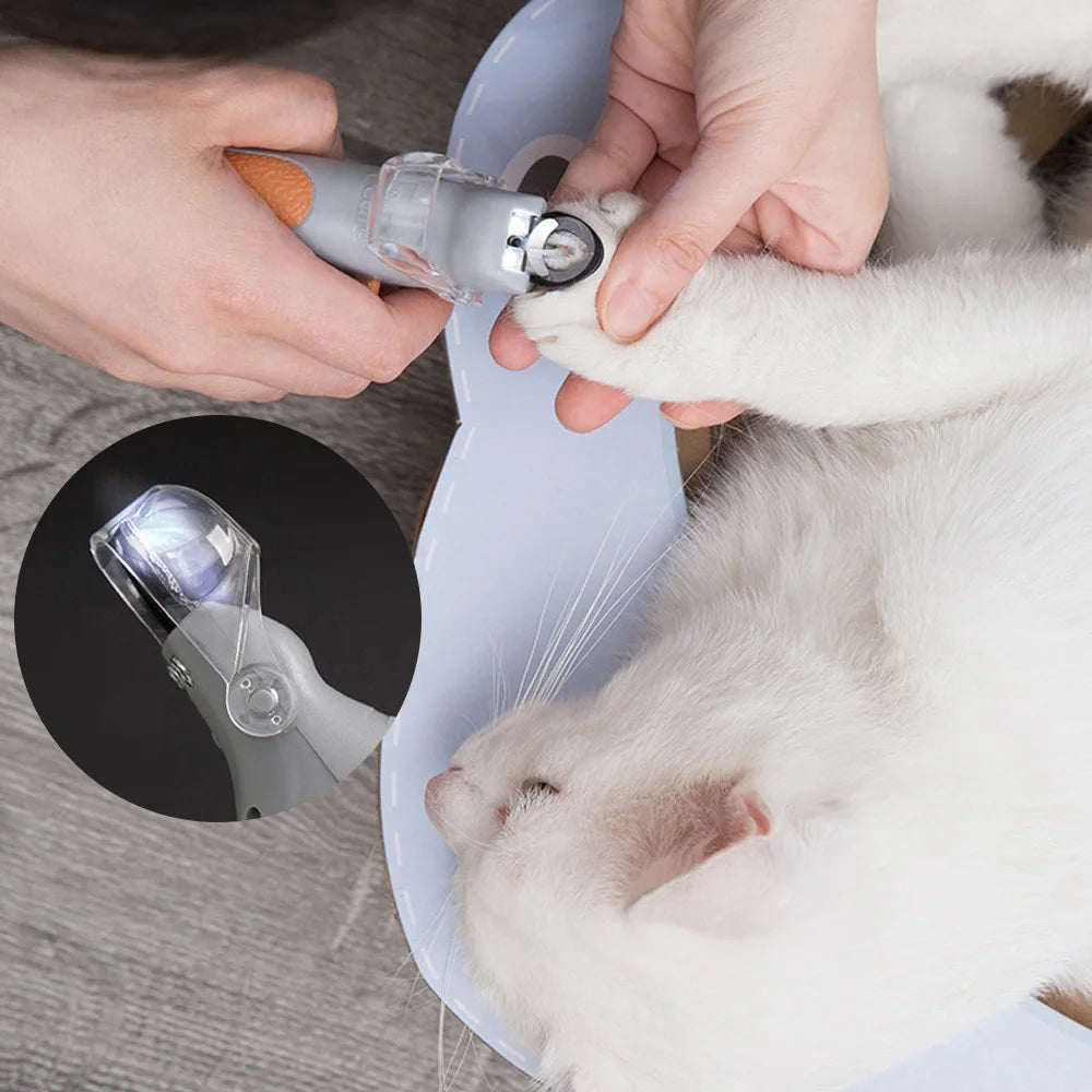 🐶🐱Cortador de Unhas para Cães e Gatos com LED e Lupa 5x – Corte Seguro e Sem Estresse✂️💡